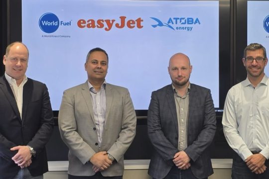 Duncan Storey (World Fuel), Raminder Shergill (easyJet), Adam Baker (easyJet), Arnaud Namer (ATOBA)